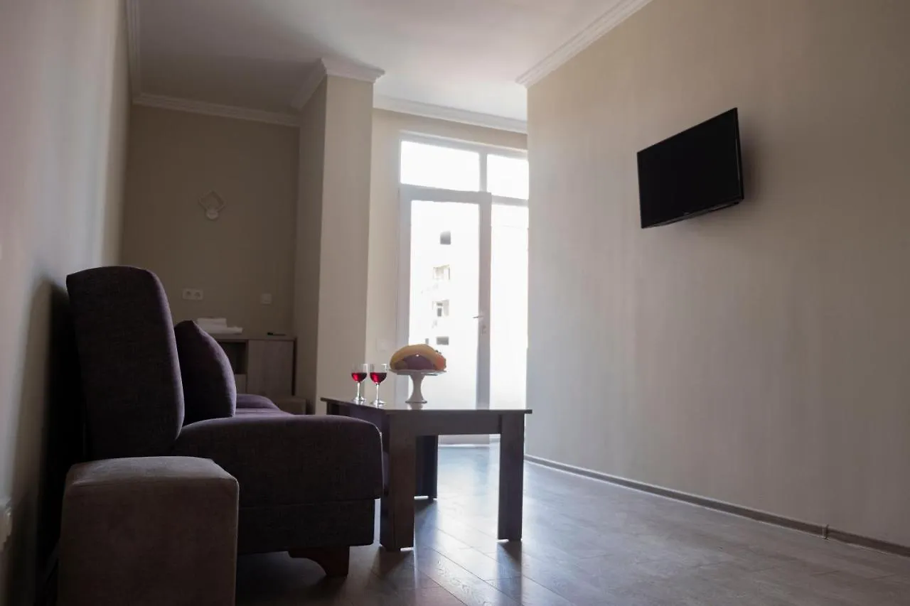 Art Hotel Batumi 0*,  Georgien